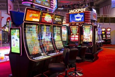 rtp jostoto mobile app dashboard showing slot games and live casino
